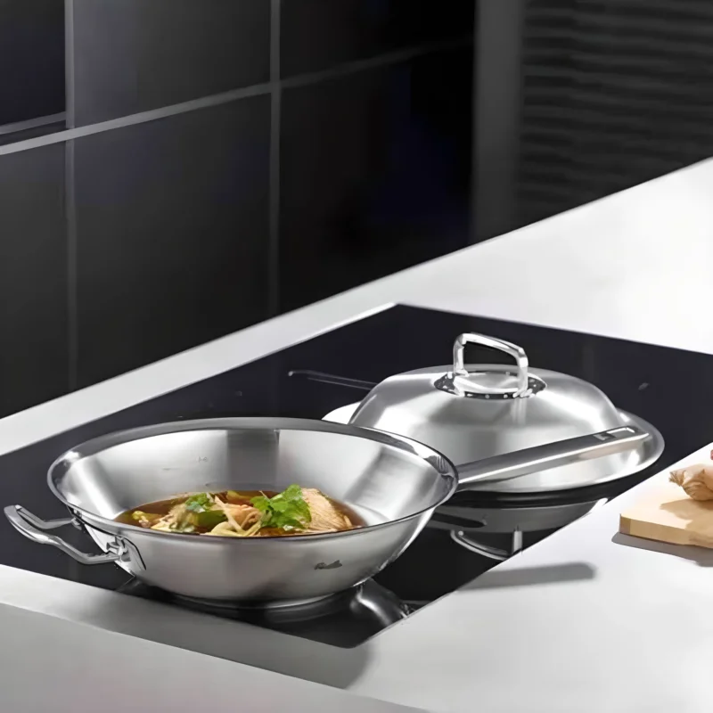 Premium FISSLER Original Profi Collection 2.0 30 cm - patelnia / wok ze stali nierdzewnej z pokrywką
