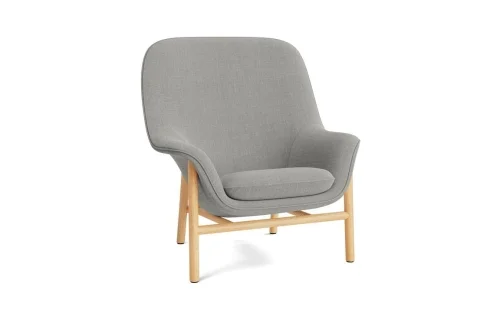 Ostatnie sztuki NORMANN COPENHAGEN fotel wysoki DRAPE dąb naturalny