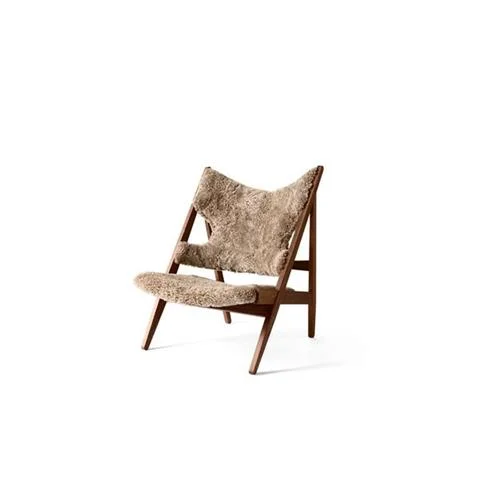 FOTEL KNITTING LOUNGE CHAIR, SHEEPSKIN, WALNUT| SAHARA | AUDO Oferta limitowana
