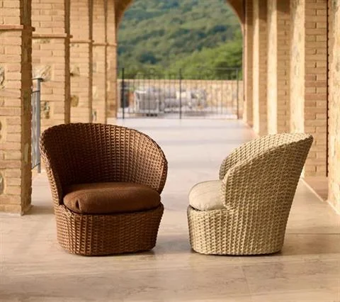 Wyjątkowa oferta FOTEL OGRODOWY COAST UMBER BROWNE, SAND CUSHION | CANE-LINE