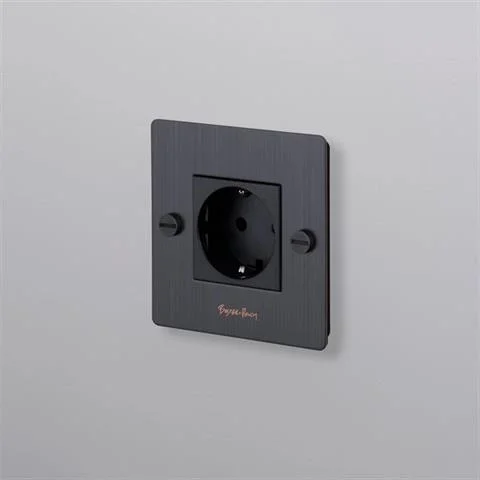 EU GNIAZDO WTYKOWE 1G SOCKET TYPE F CROSS SMOKED BRONZE Z LOGO | BUSTER + PUNCH Bezpieczna płatność